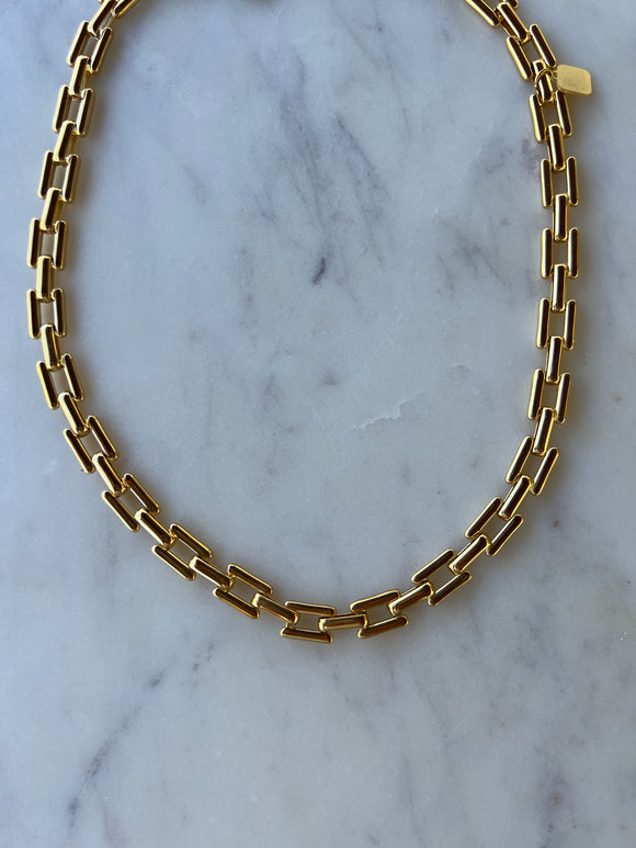 Gold link flat chain