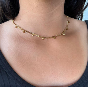 Dot Necklace